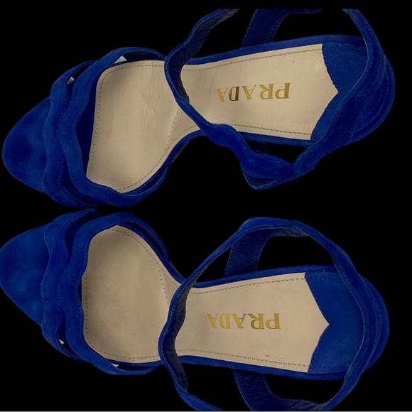 Prada Bluette Scalloped Wavy-Strap Sandals - Picture 5 of 9